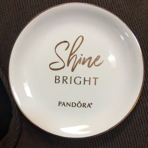 Pandora ring dish